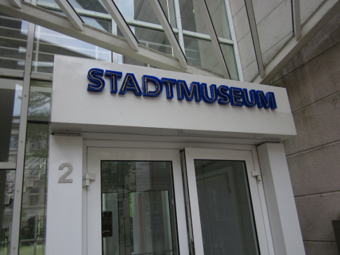 The entry of the Town's Museum
              of Dsseldorf