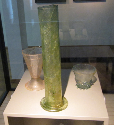 Drinking glasses in
                Dsseldorf's municipal museum from 15th and 16th
                century